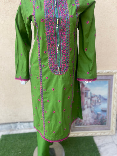 Elegant Embroidered Lawn Suit - 2 Piece Set LL0859