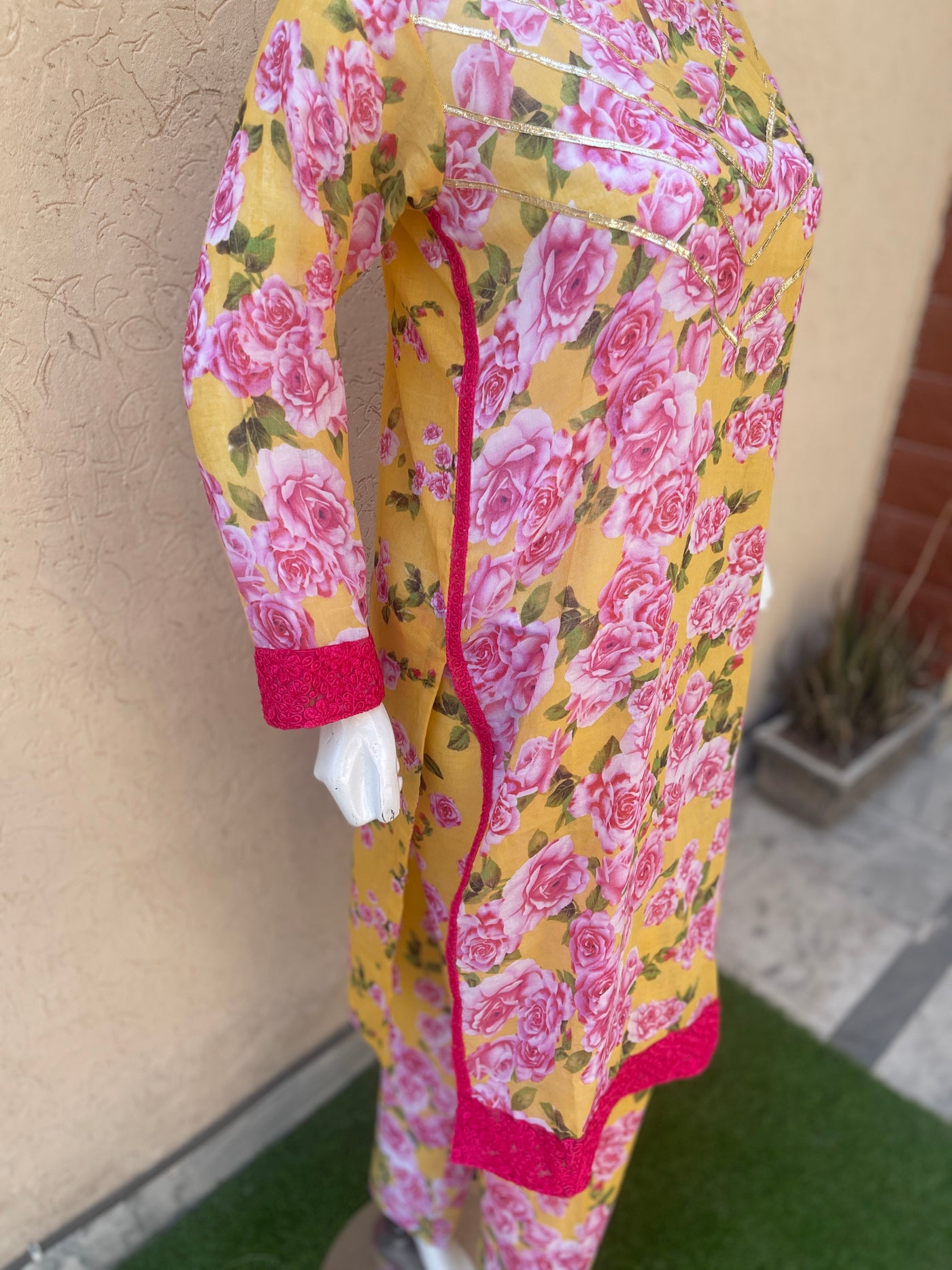 2pc Yellowish Floral Print – LL0905