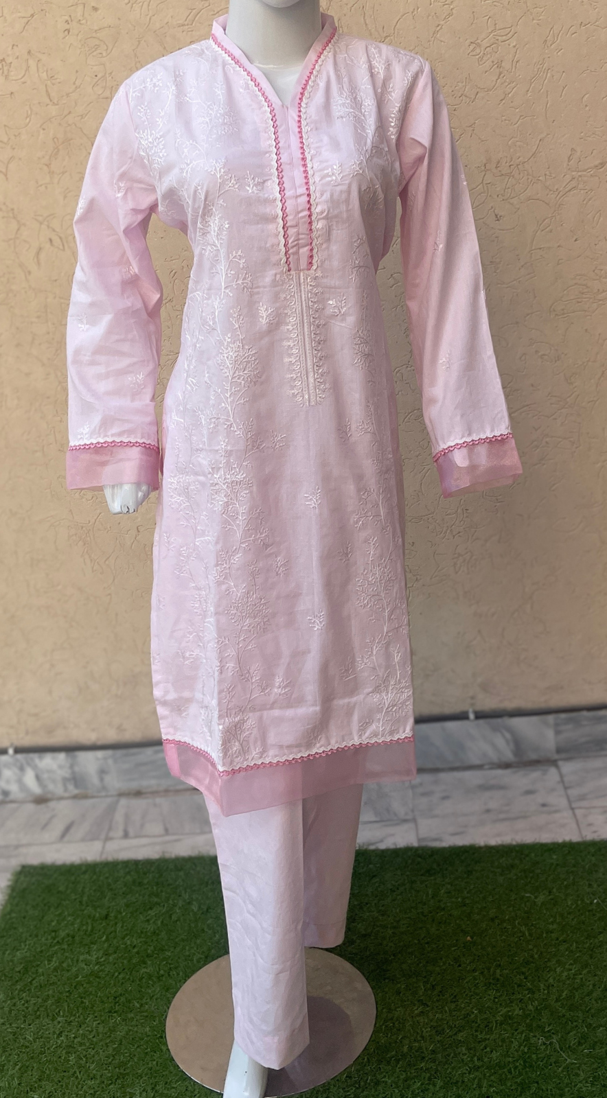 2pc Powder pink Embroided Lawn Suit - LL0849