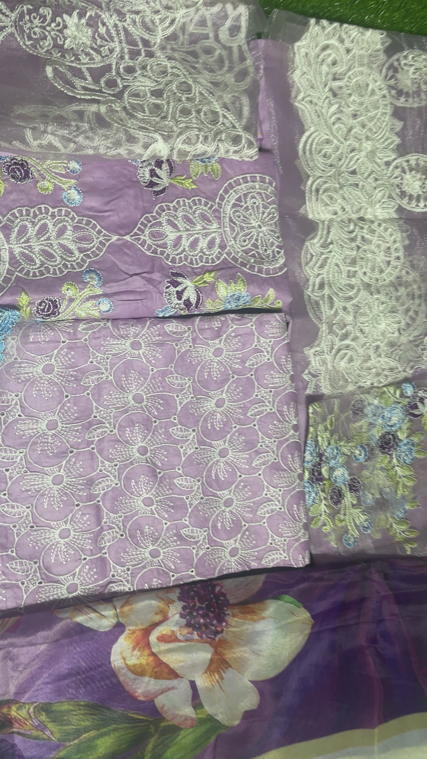 Unstitched - 3pc Light Purple Chikenkari with Silk Dupatta LL0889