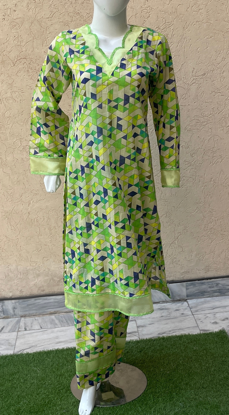 2pc Parrot Green Lawn Suit – LL0910